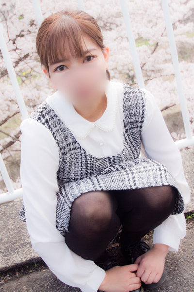新人マナ