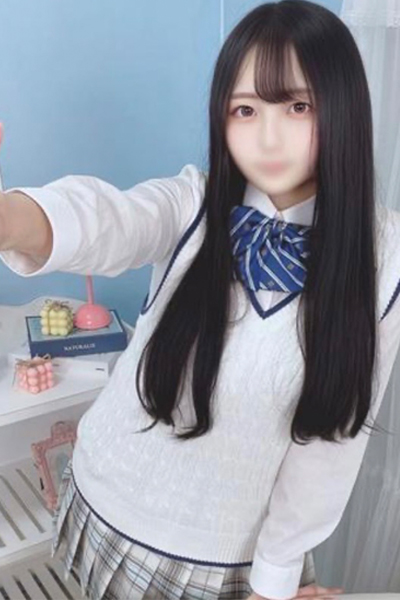 新人ユラ