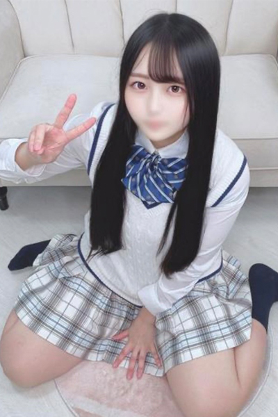 新人ユラ